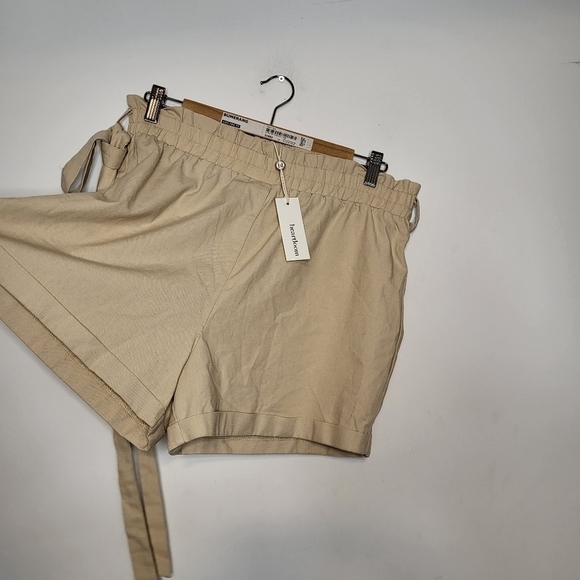 Heartloom Paperbag Styled Linen Blend Short Size Medium - Picture 2 of 9